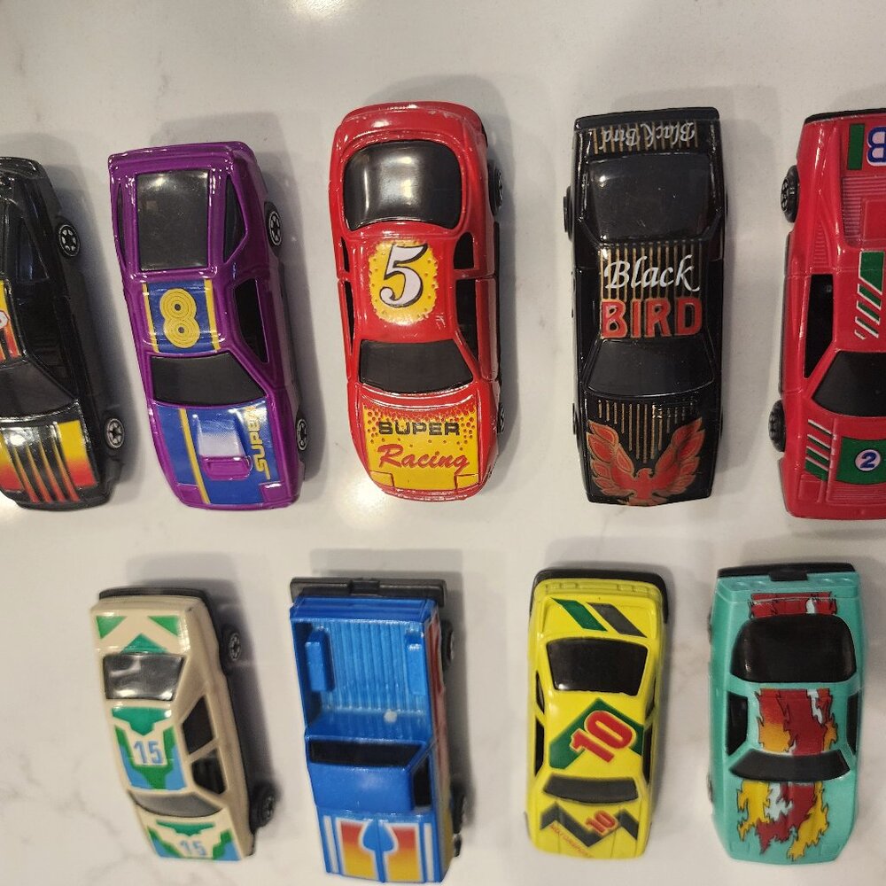 1980 Yatming Die Cast Toy Cars (9 ea)